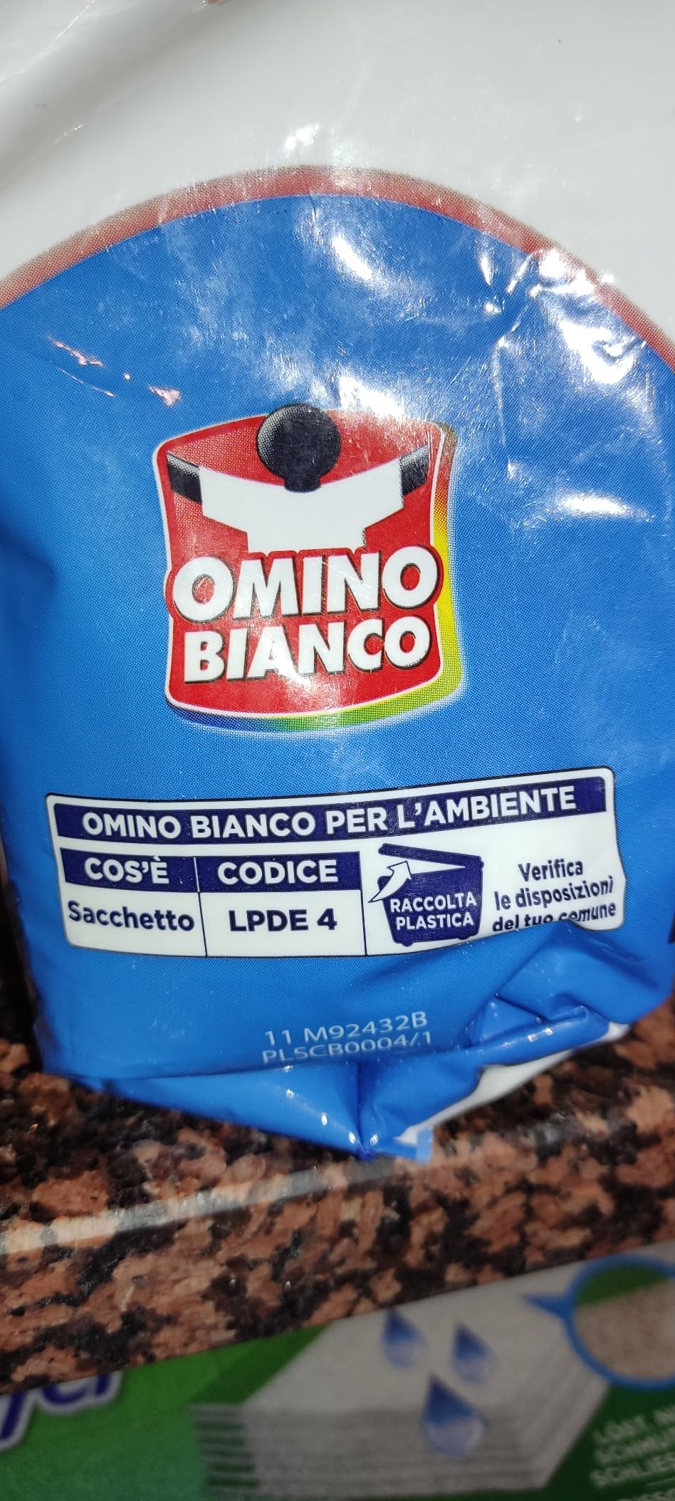 Sacchetto arrivato aperto